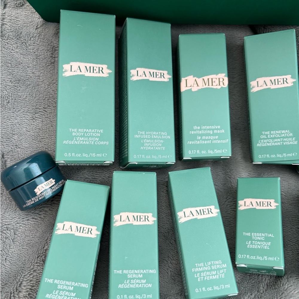 La Mer 11 Piece Set Plus Brand Box - Picture 2 of 4